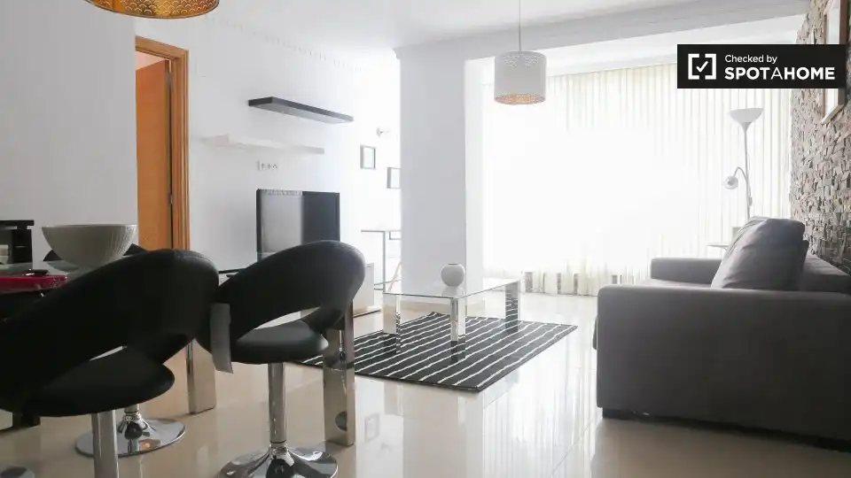Living room of Flat for rent in Valencia  with Air Conditioner, Heating and Furnished
