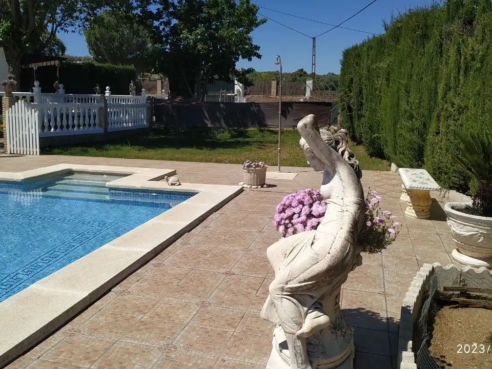 Chalet con jardín en venta en Avenida Camino Cantillana 1, imagen 50