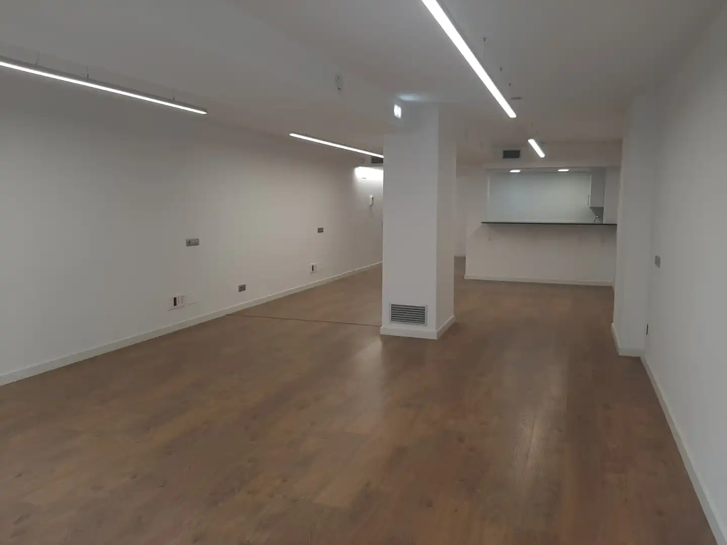 Office space with lift to rent in Muralla de Sant Llorenç 16, imagen 5