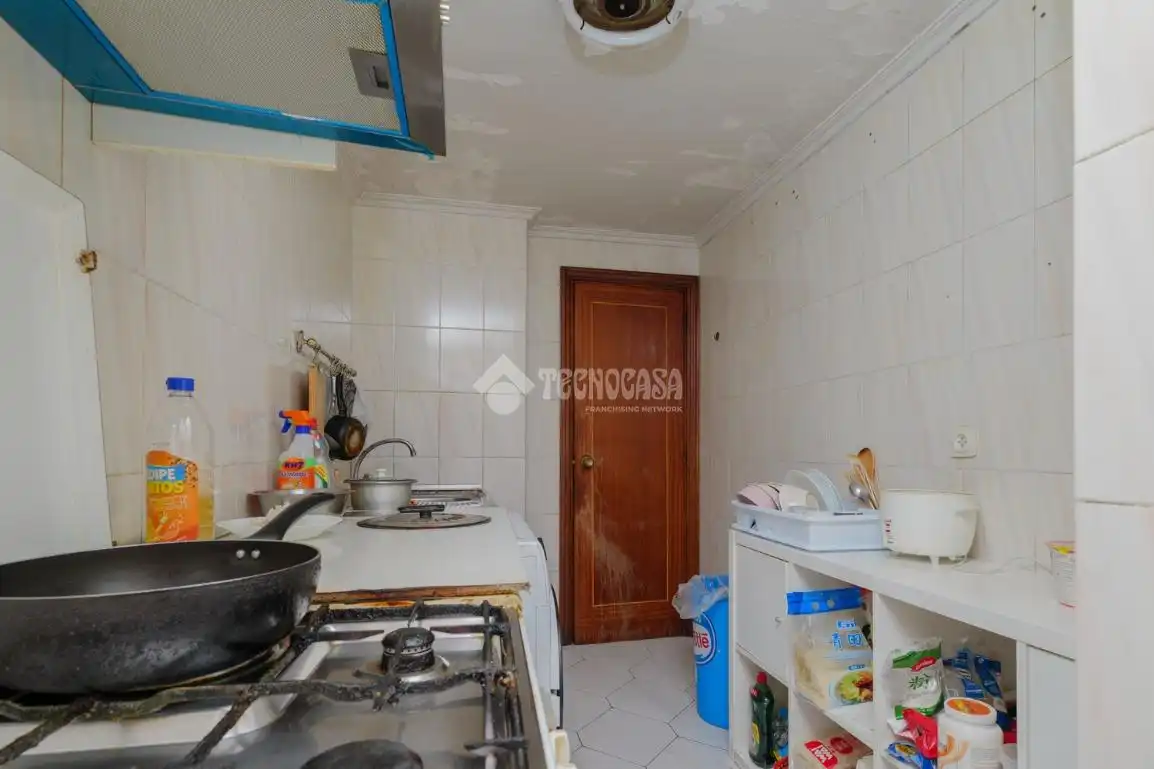 Cuina de Pis en venda en Madrid amb Aire condicionat i Calefacció