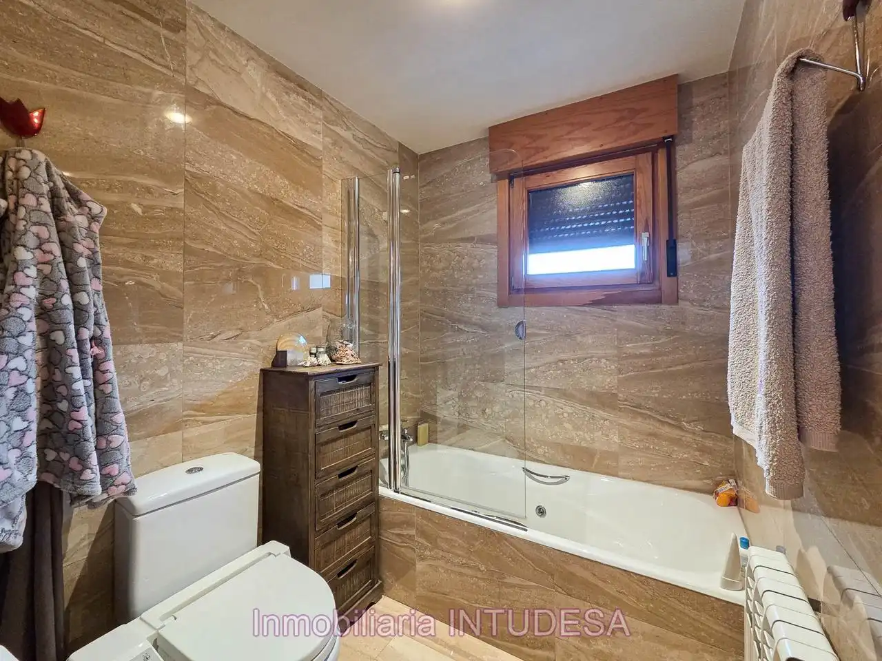 Baño de Piso en venta en Tudela con Aire acondicionado, Calefacción y Parquet
