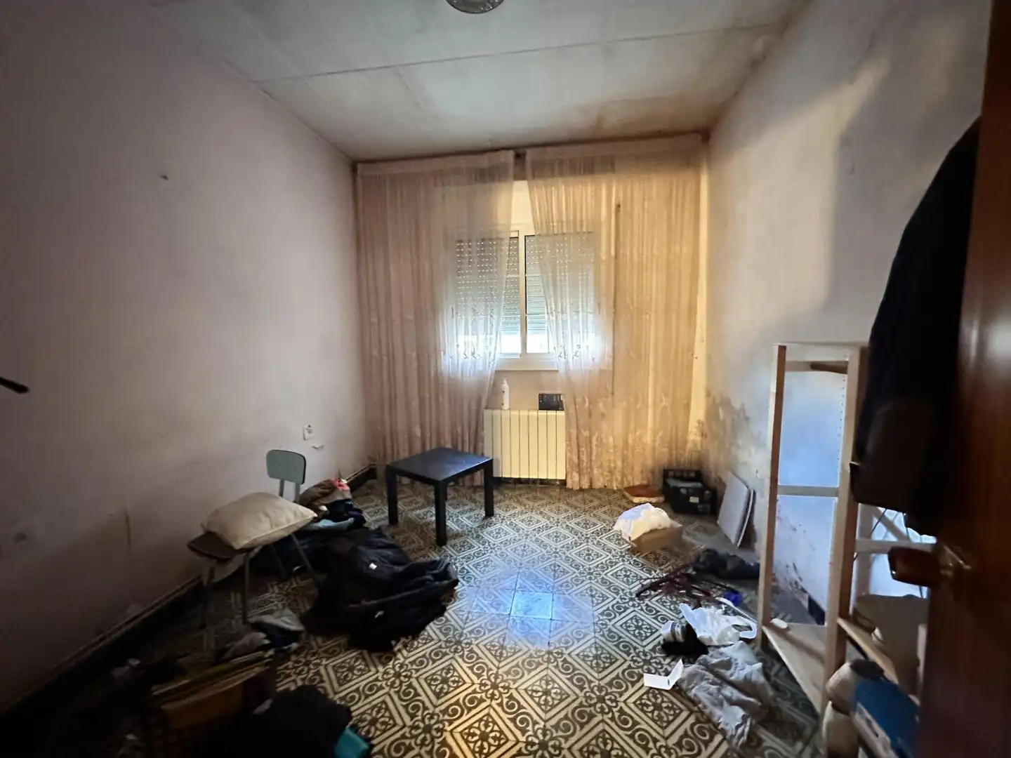 Sala d'estar de Casa o xalet en venda en Montcada i Reixac amb Traster