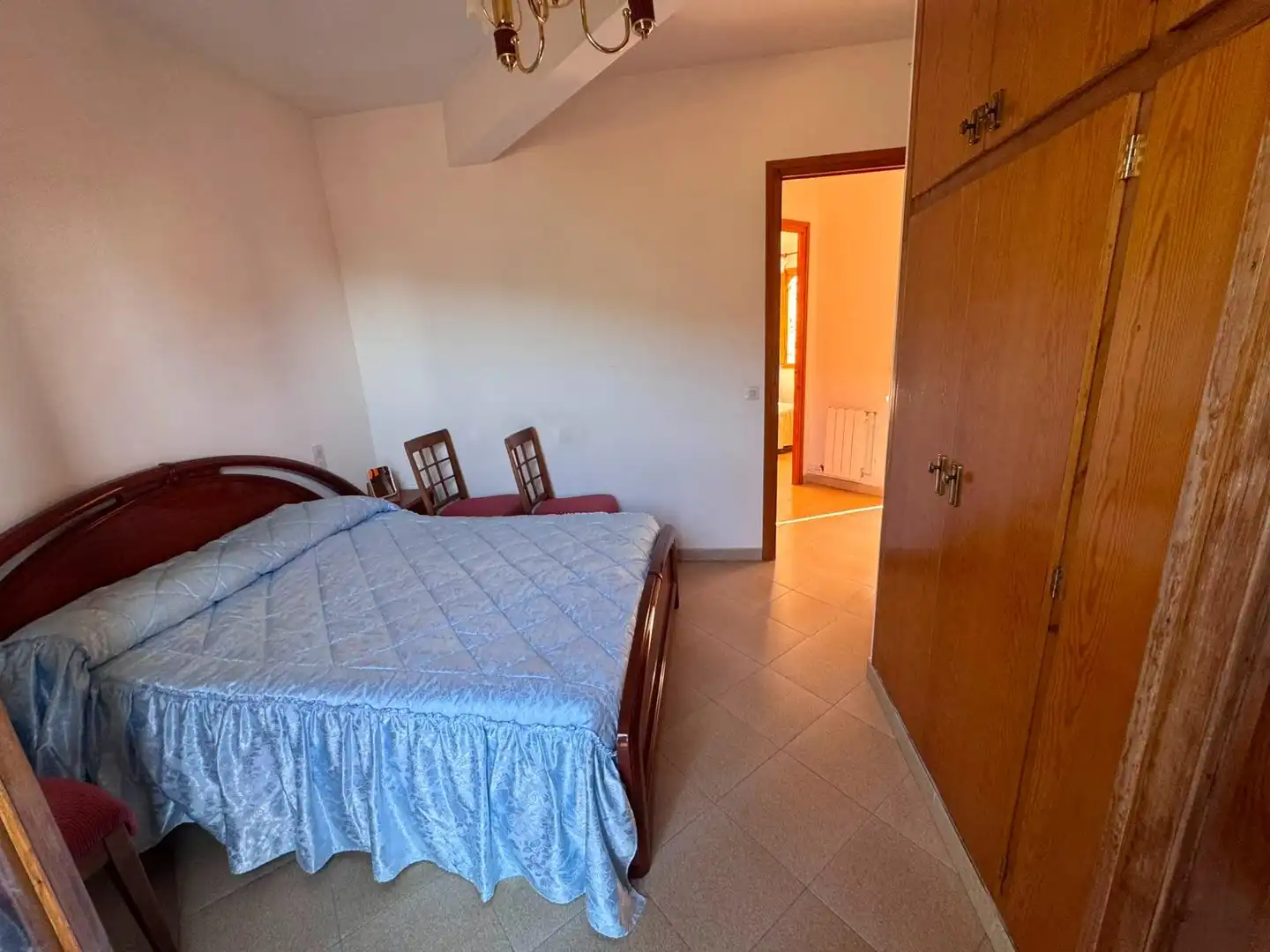Habitación de Casa adosada en venta en Montseny con Calefacción, Terraza y Balcón