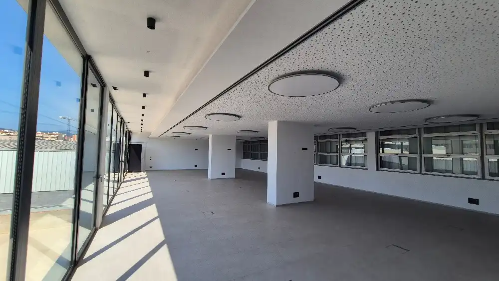 Gebäude zur Miete in Mataró mit Alarm