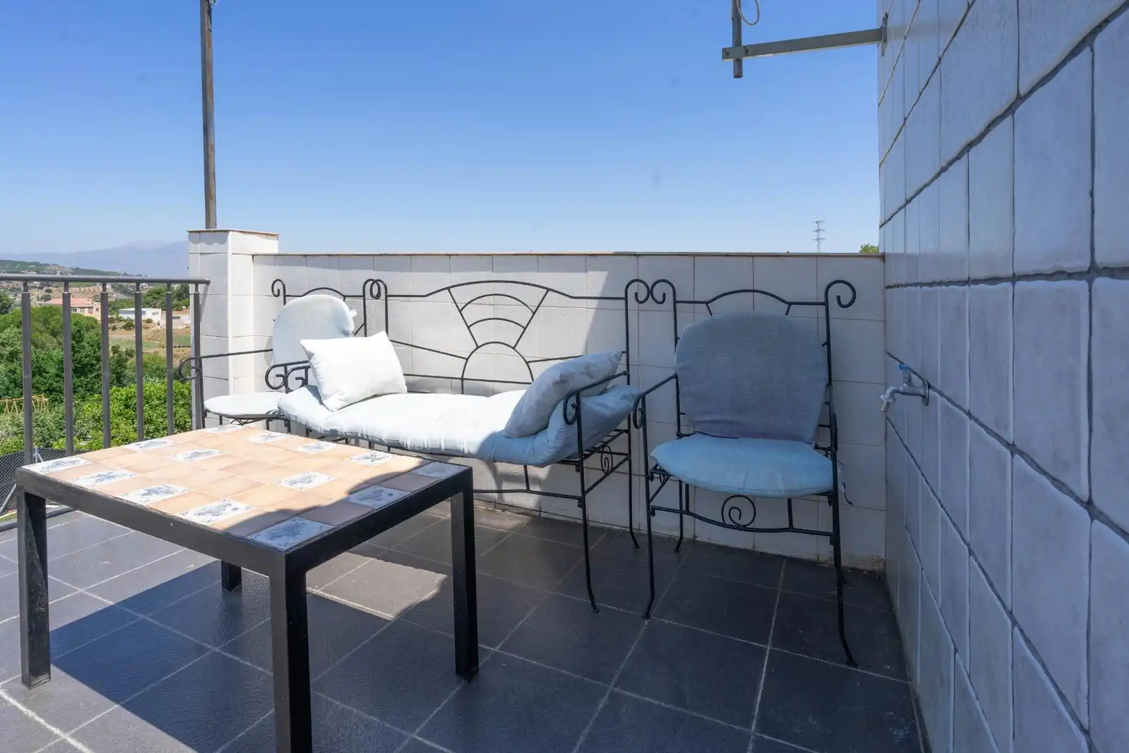 Terrasse von Einfamilien-Reihenhaus zur Miete in Alhaurín El Grande mit Terrasse und Möbliert
