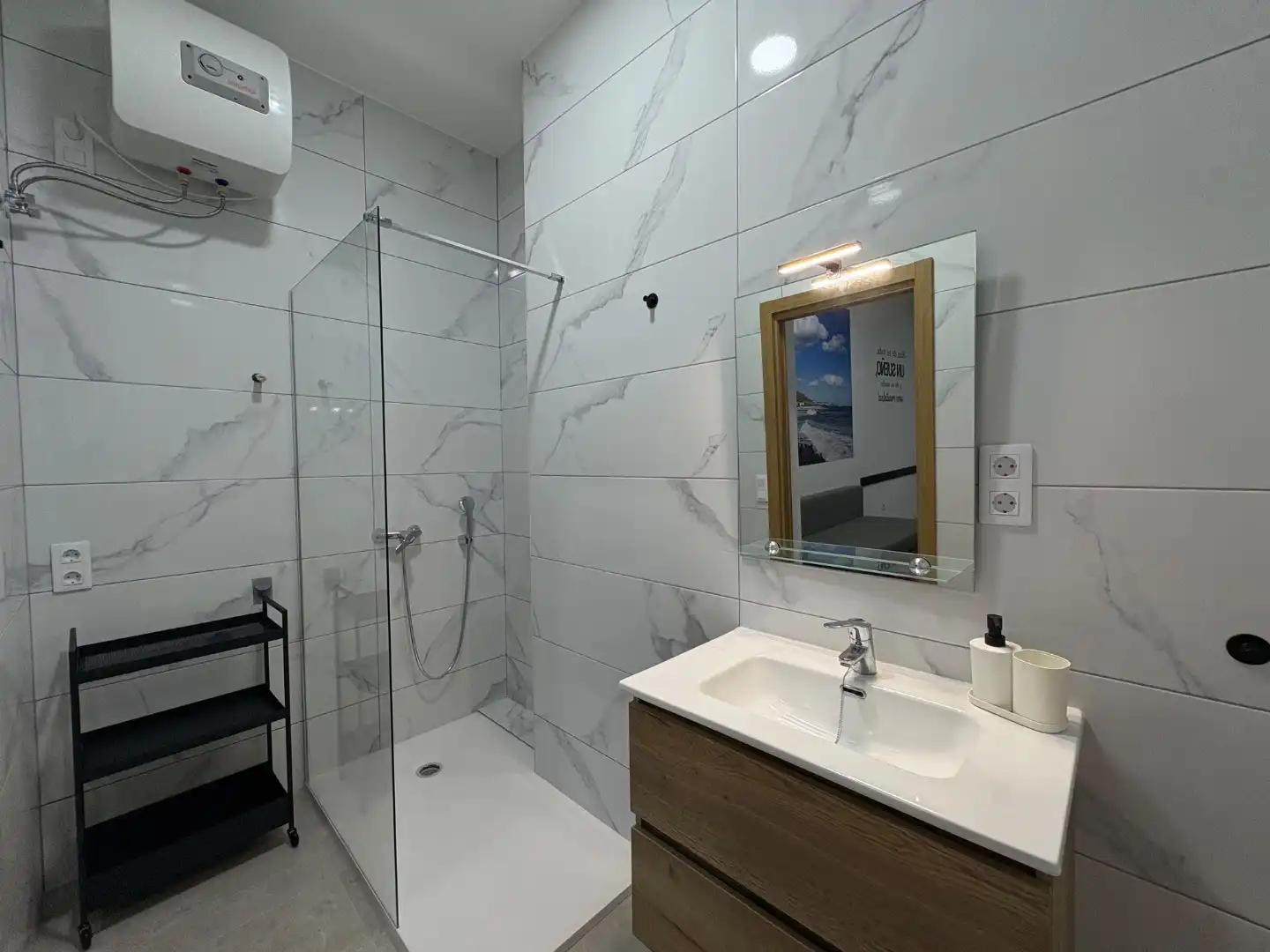 Baño de Piso de alquiler en Arucas con Aire acondicionado, Trastero y Amueblado