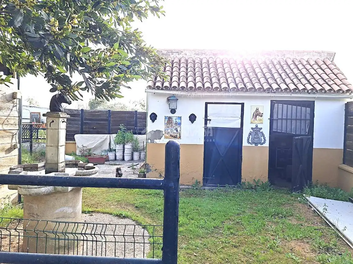 Jardí de Finca rústica en venda en Coria del Río