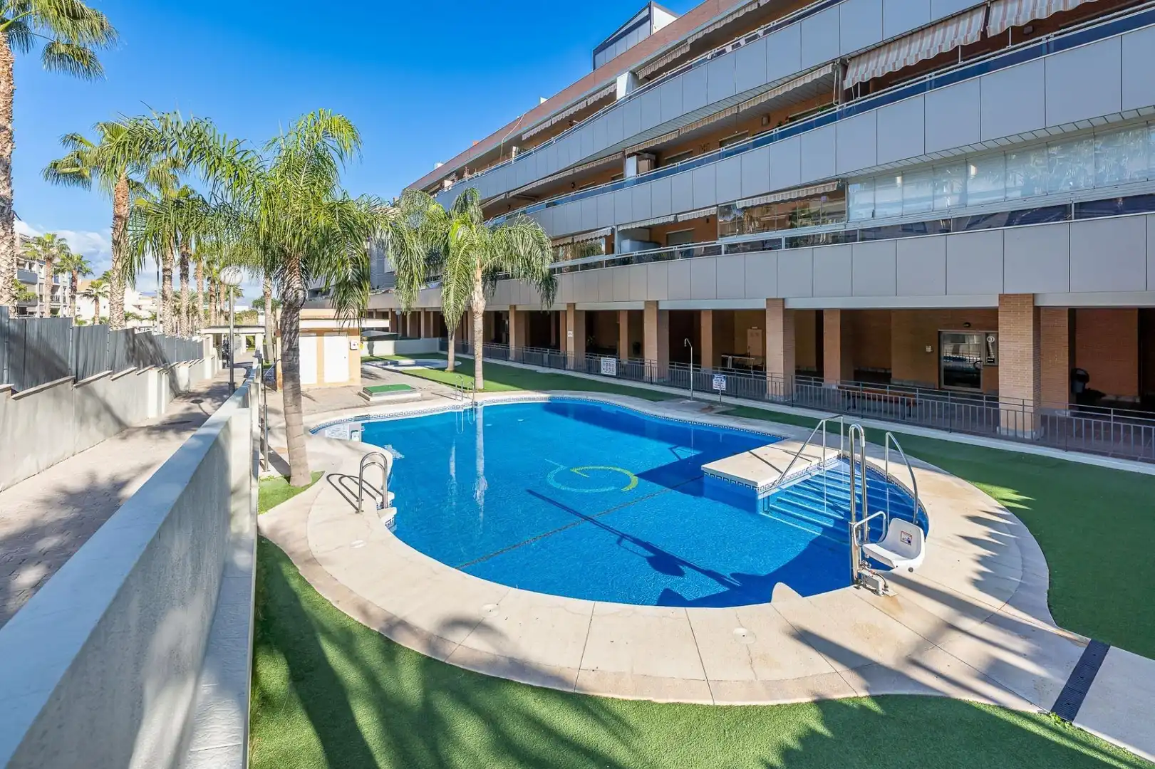 Piscina de Àtic en venda en Torremolinos amb Aire condicionat, Calefacció i Terrassa