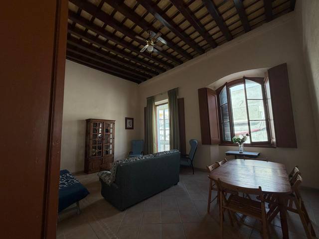 Piso en Venta en Núcleo urbano