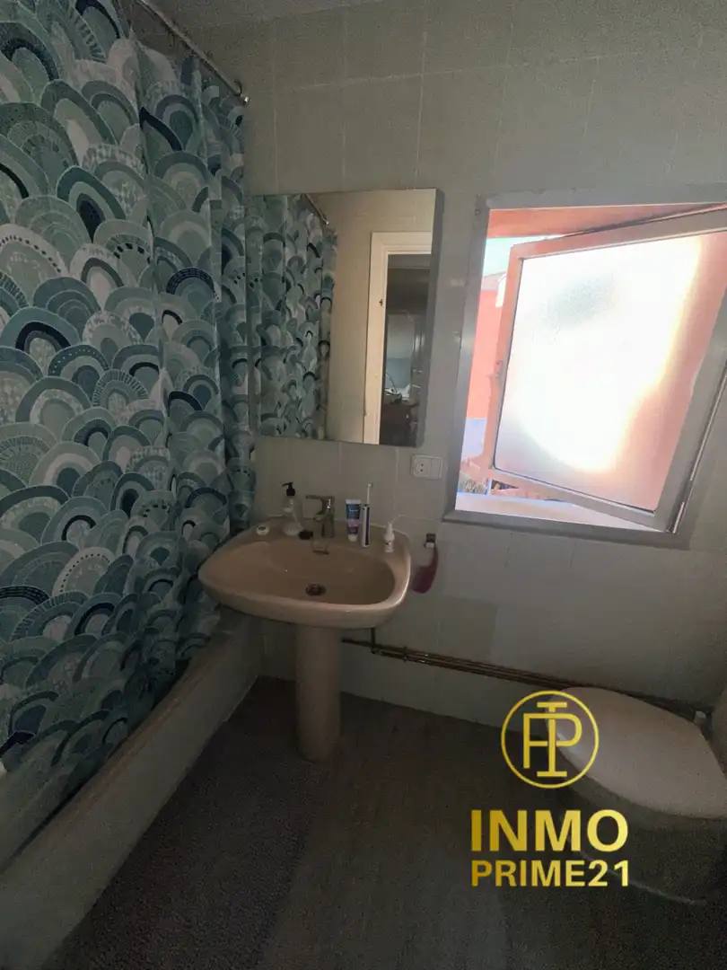 Badezimmer von Dachboden zur Miete in Santander
