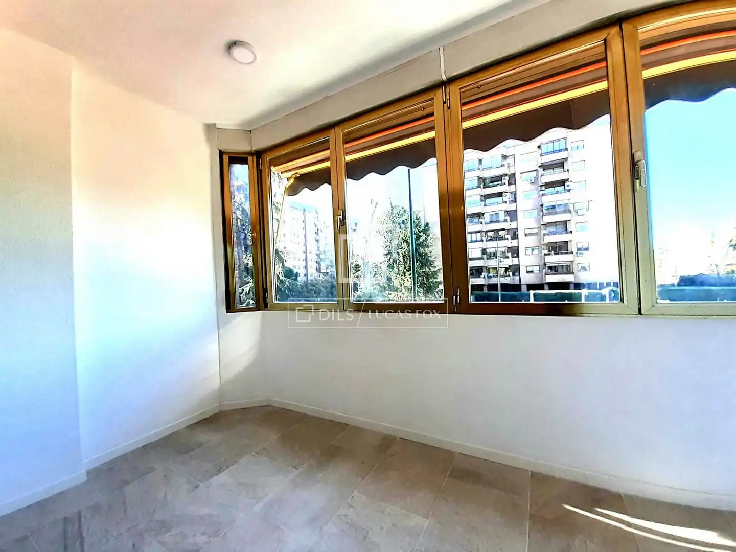 Bedroom of Flat for rent in Madrid  with Air Conditioner, Heating and Private garden