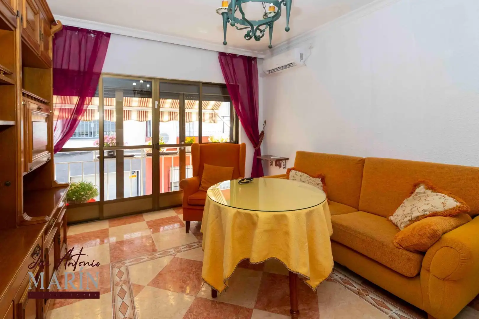 Sala d'estar de Casa o xalet en venda en Badajoz