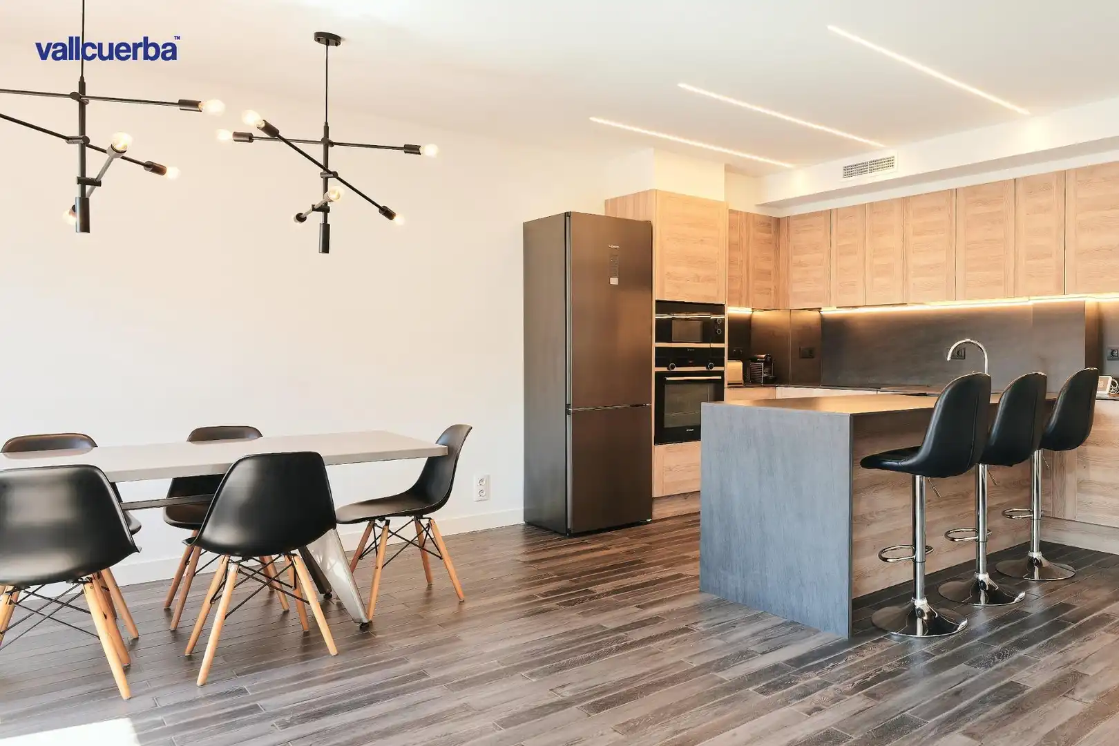 Kitchen of Flat for sale in Barcelona  with Air Conditioner, Heating and Balcony