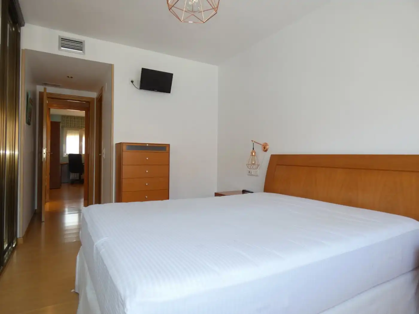 Schlafzimmer von Wohnung zur Miete in Utebo mit Heizung, Terrasse und Abstellraum