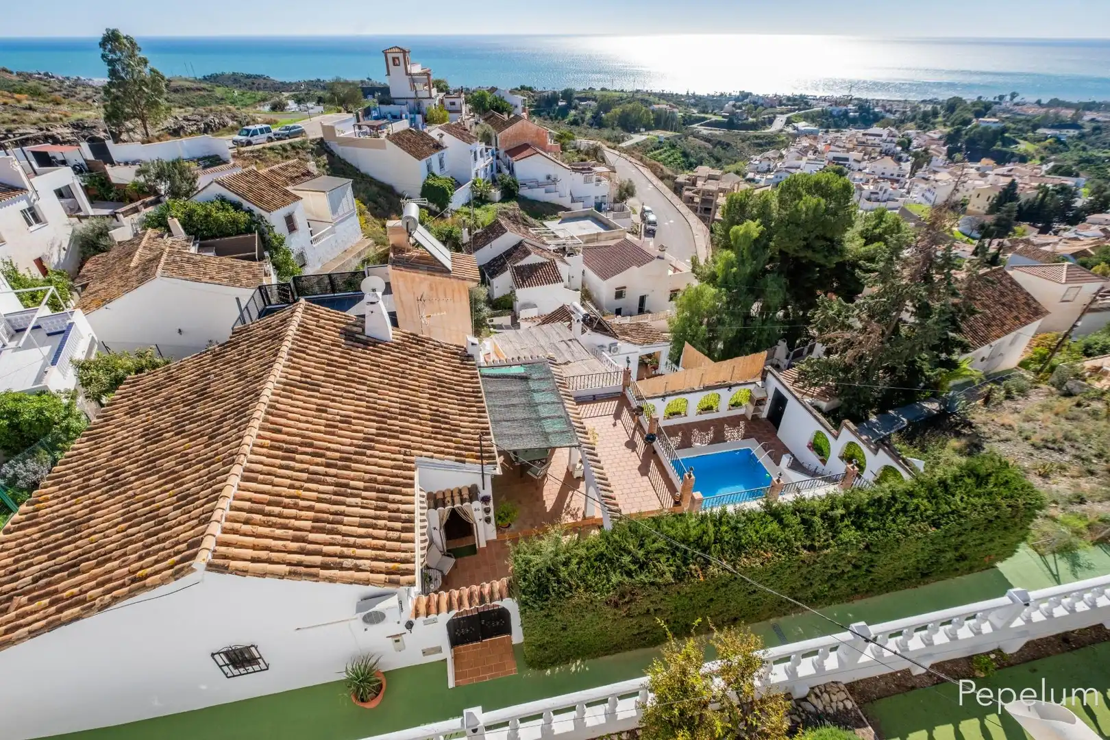 Vista exterior de Casa o chalet en venta en Vélez-Málaga con Piscina