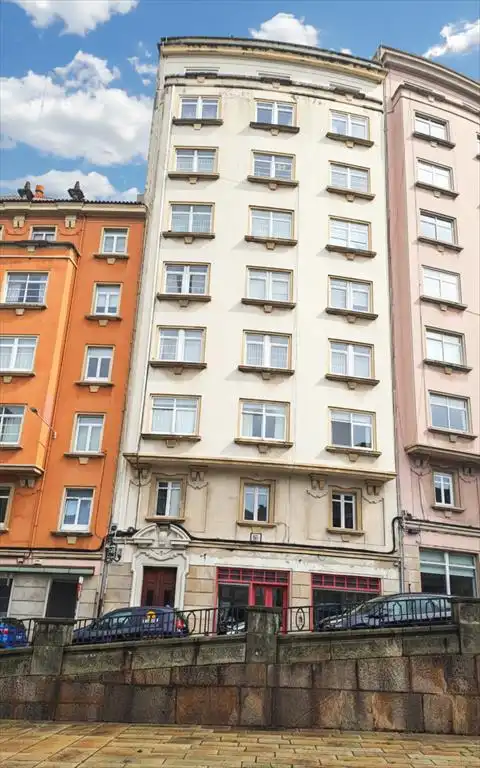 Vista exterior de Piso en venta en A Coruña Capital  con Terraza y Trastero