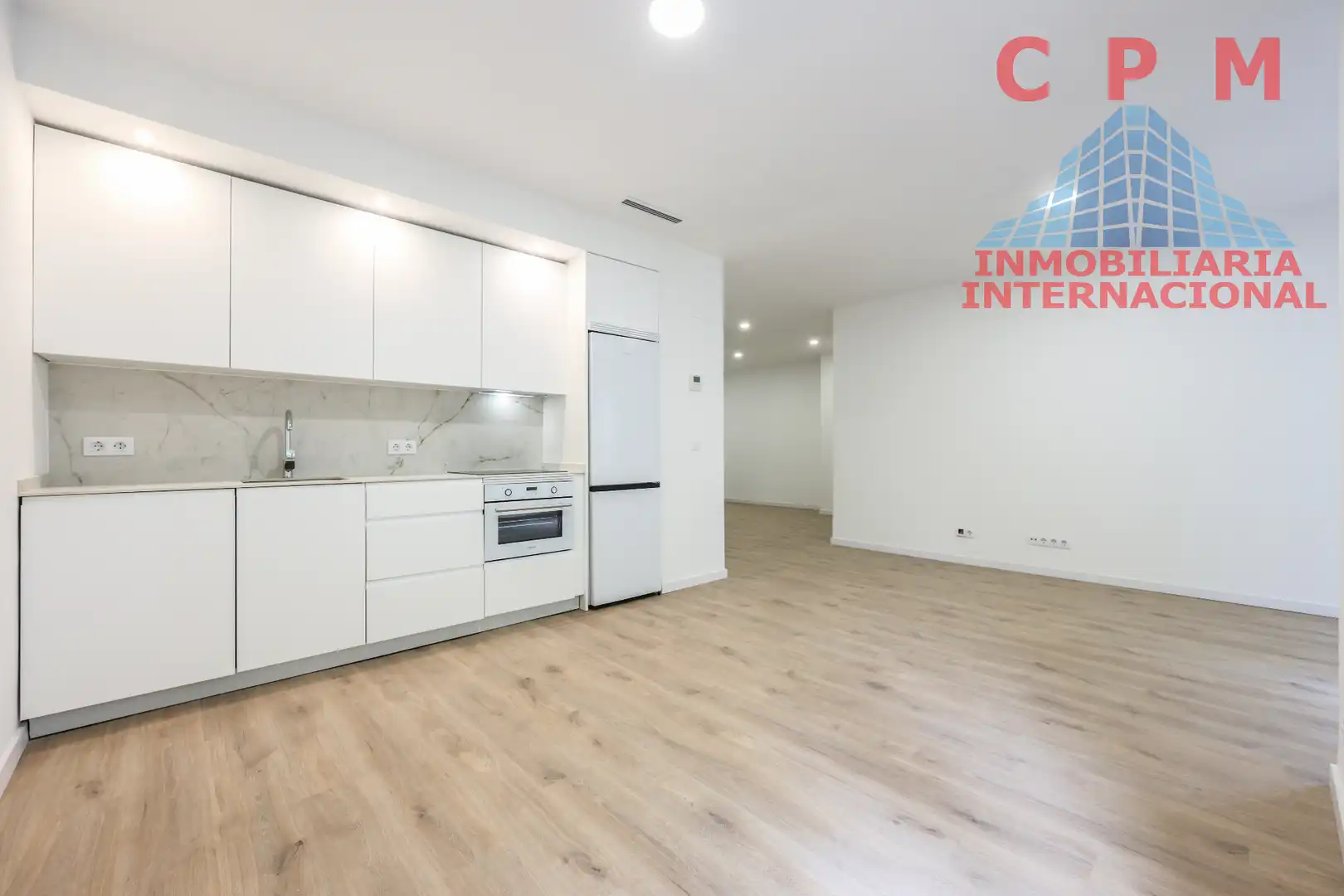 Außenansicht von Wohnung zur Miete in Madrid mit Klimaanlage, Heizung und Parkett