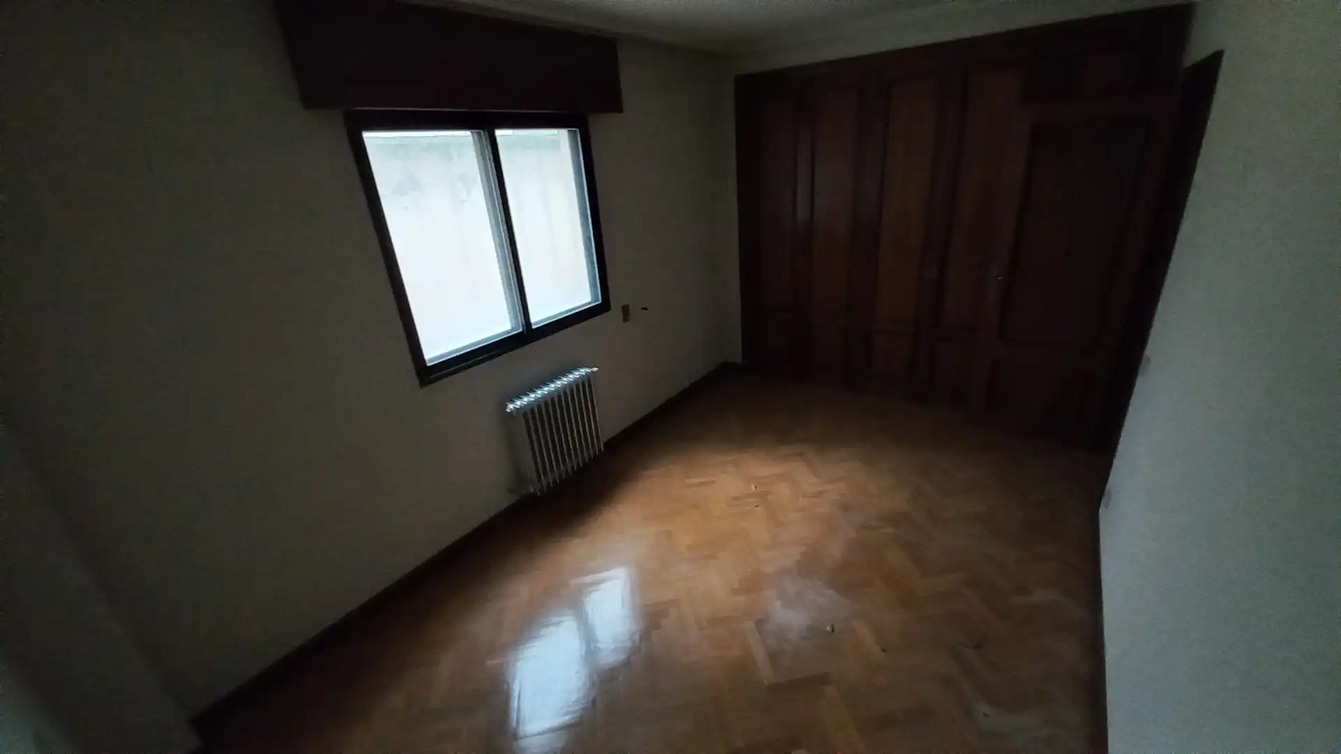 Dormitori de Pis en venda en Zamora Capital  amb Calefacció, Parquet i Traster