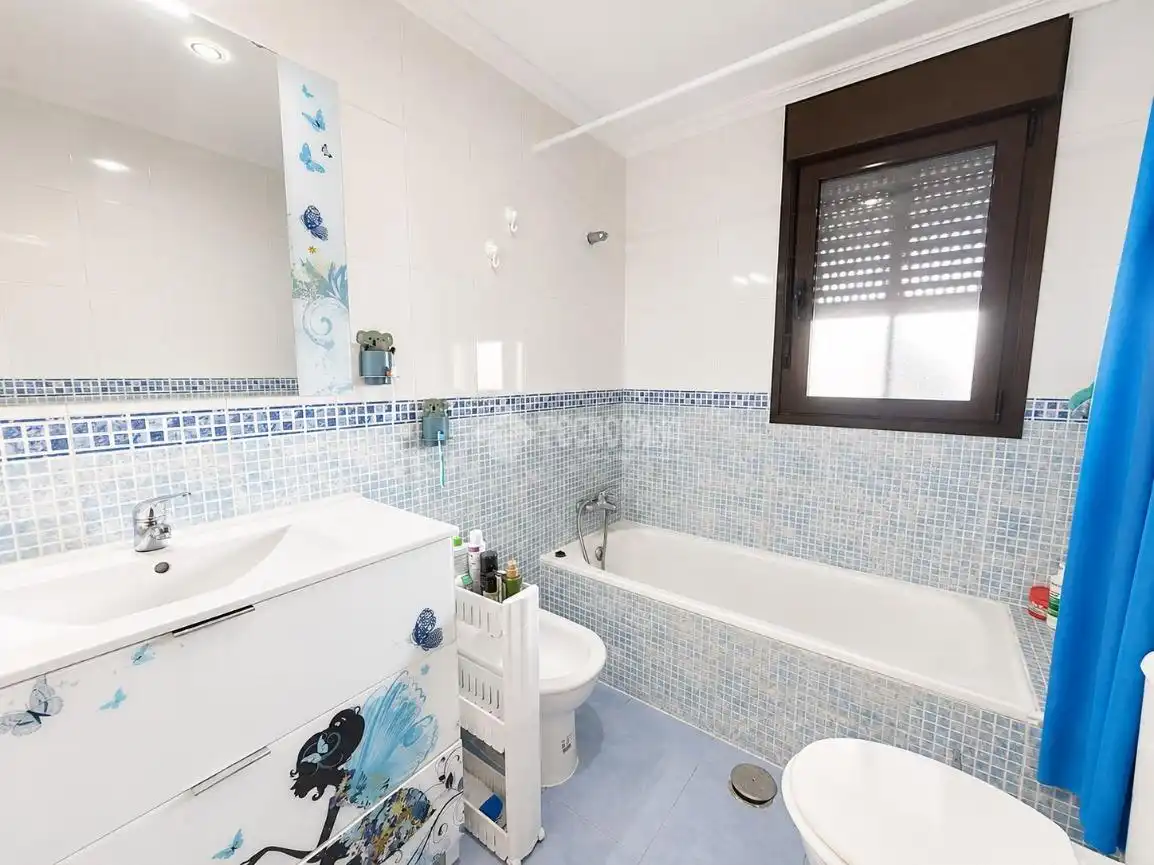 Bathroom of Flat for sale in Seseña  with Storage room