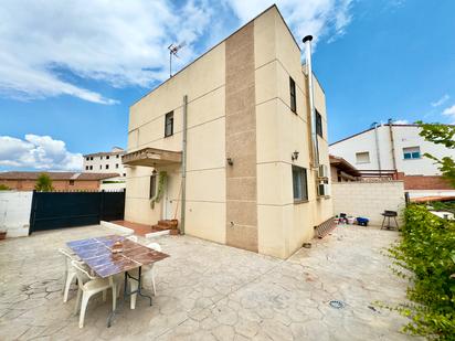 Exterior view of House or chalet for sale in Cabanillas del Campo  with Air Conditioner