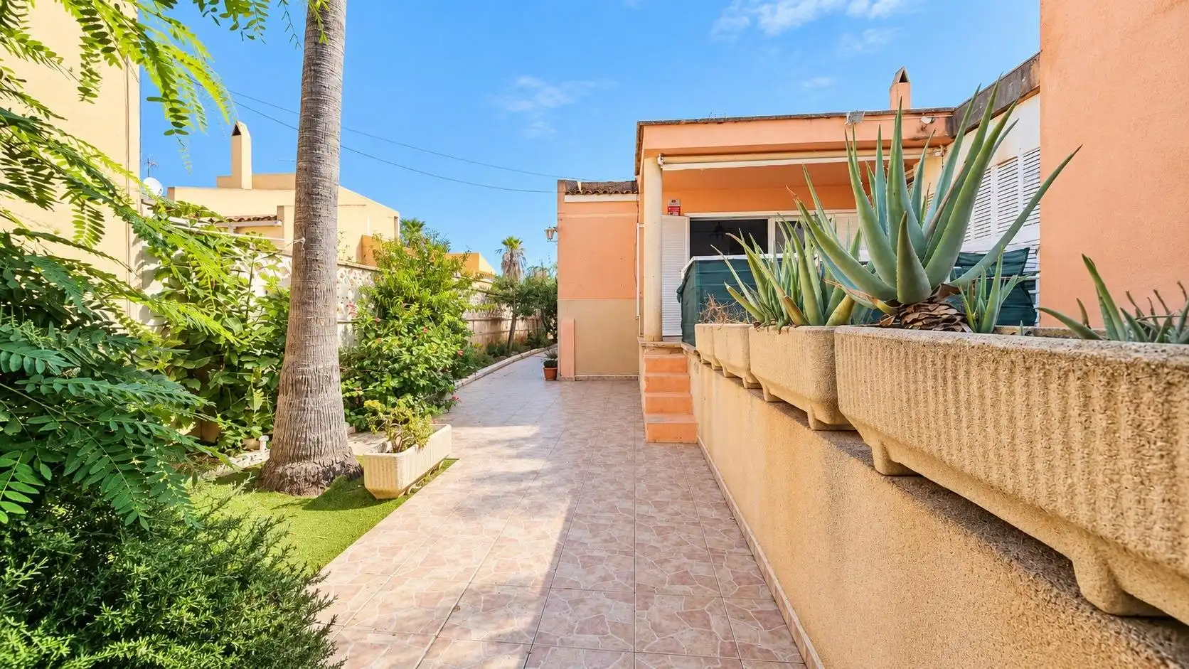 Casa bifamiliare con piscina in vendita a Nord, imagen 7