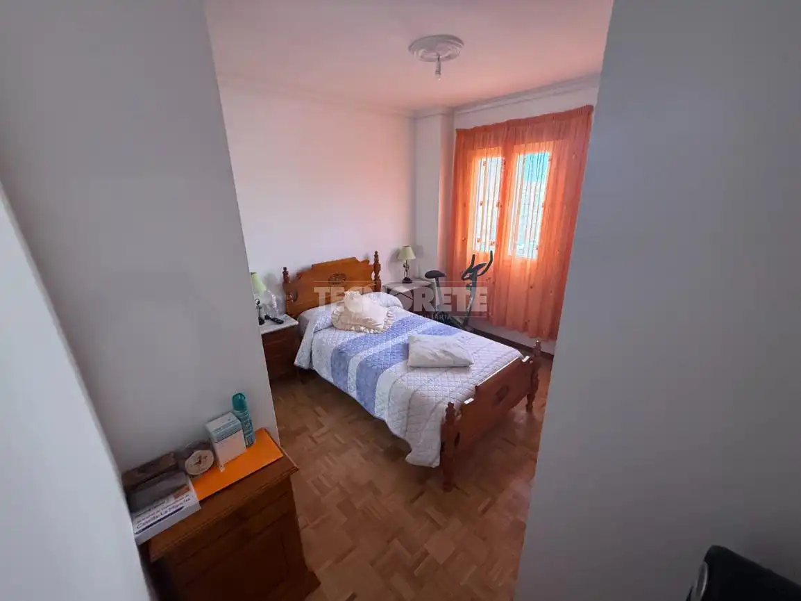 Habitación de Piso en venta en Guadalajara con Calefacción y Parquet