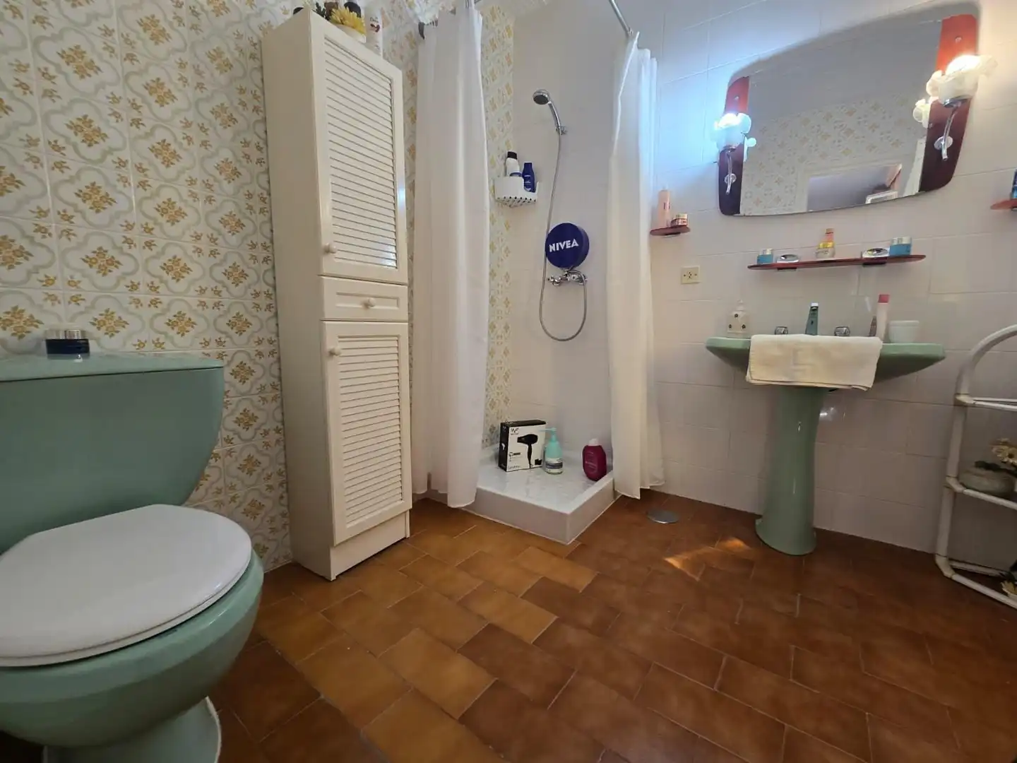 Baño de Casa adosada en venta en Bormujos con Terraza, Trastero y Balcón