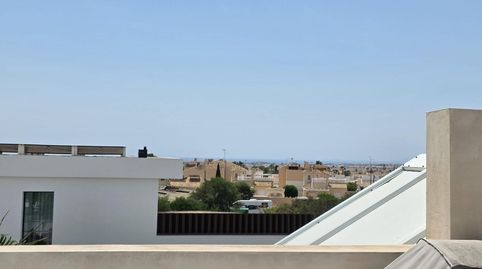 Foto 3 de Casa adosada en venda a Lomas de Cabo Roig - Los Dolses, Orihuela