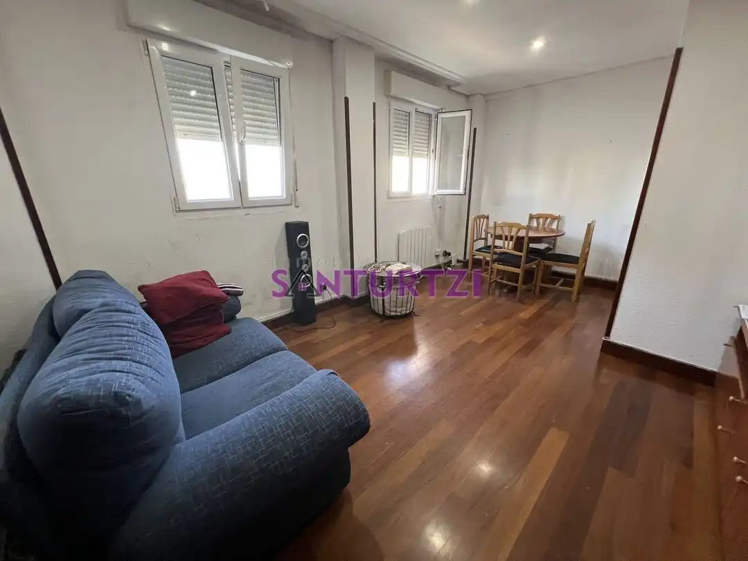 Bedroom of Flat for sale in Santurtzi   with Heating