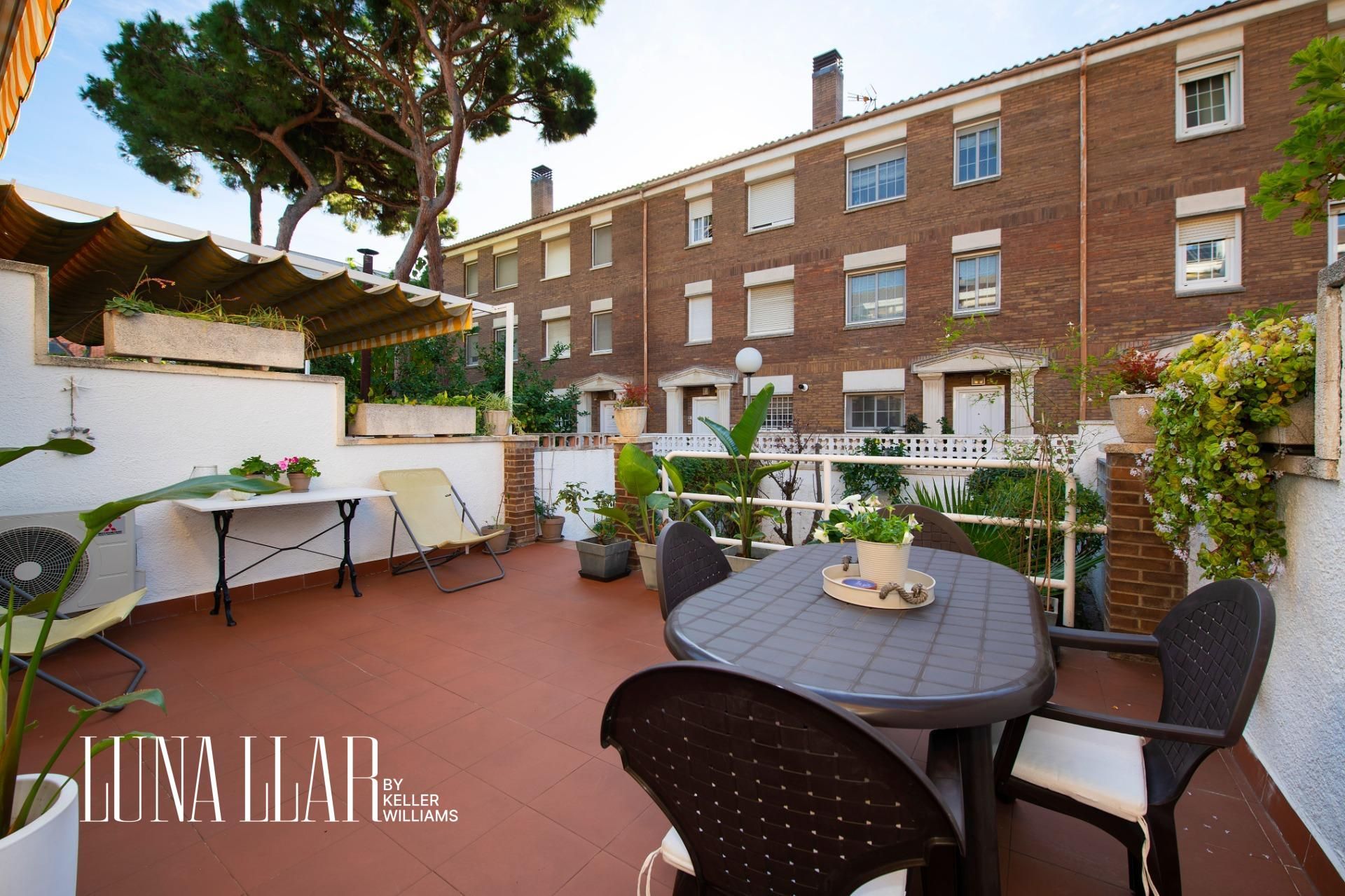 Terrassa de Casa adosada en venda en Castelldefels amb Calefacció, Jardí privat i Terrassa