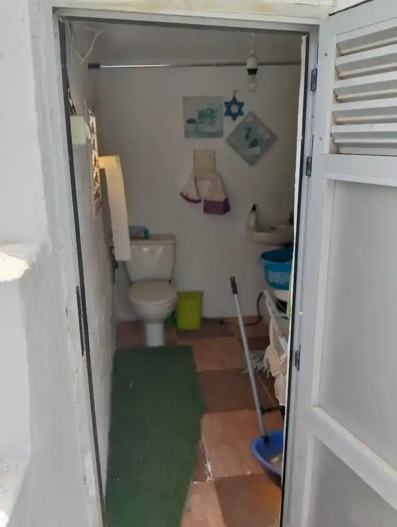Bany de Casa adosada en venda en Vega de San Mateo amb Jardí privat, Piscina i Microones