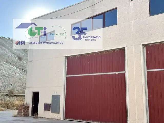 Nau industrial en venda a C/ PEÑA OROEL