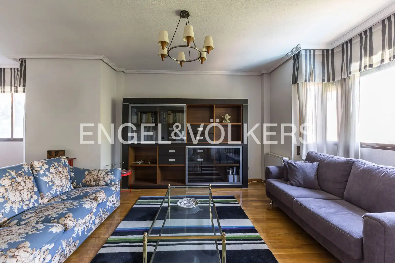 Sala de estar de Piso en venta en Madrid con Aire acondicionado, Calefacción y Jardín privado