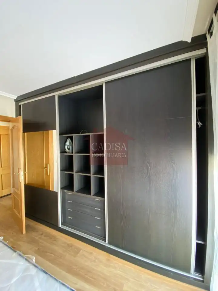 Habitación de Ático en venta en Salamanca con Calefacción, Terraza y Amueblado