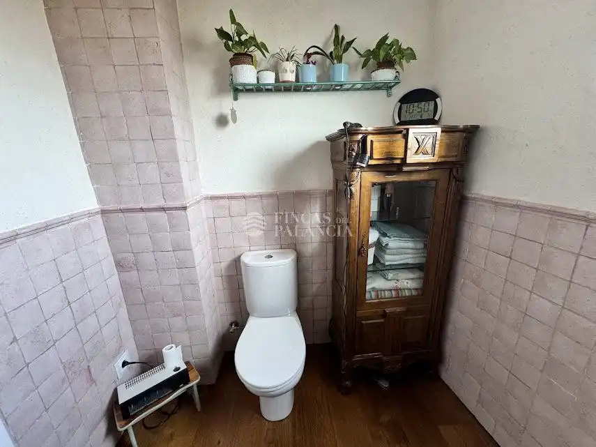Bathroom of Attic for sale in Navajas  with Air Conditioner, Heating and Terrace