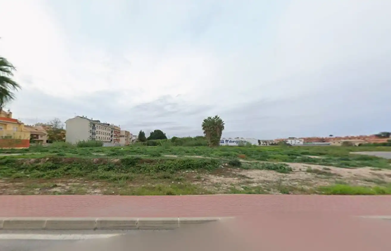 Terreny residencial en venda a Camino Morenos 1, imagen 3