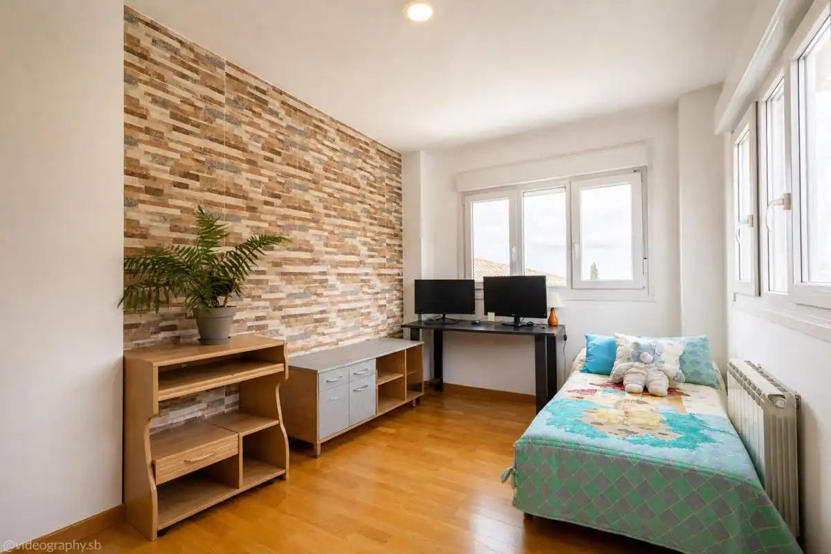 Habitación de Casa adosada en venta en Collado Mediano con Calefacción, Jardín privado y Terraza