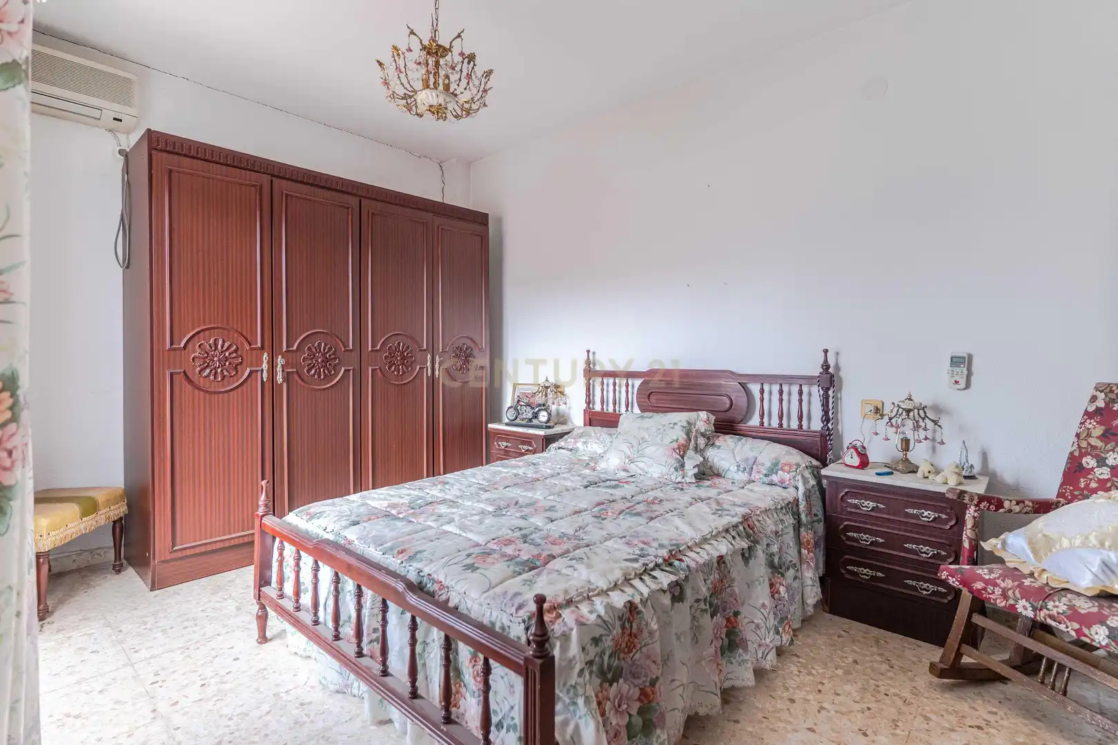 Habitación de Casa adosada en venta en Íllora