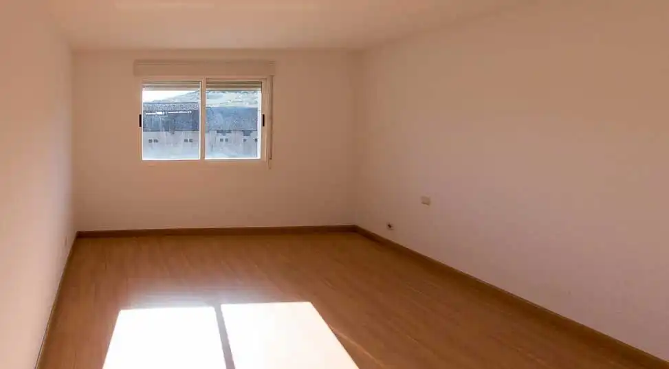 Sala de estar de Piso en venta en Toral de los Vados con Trastero