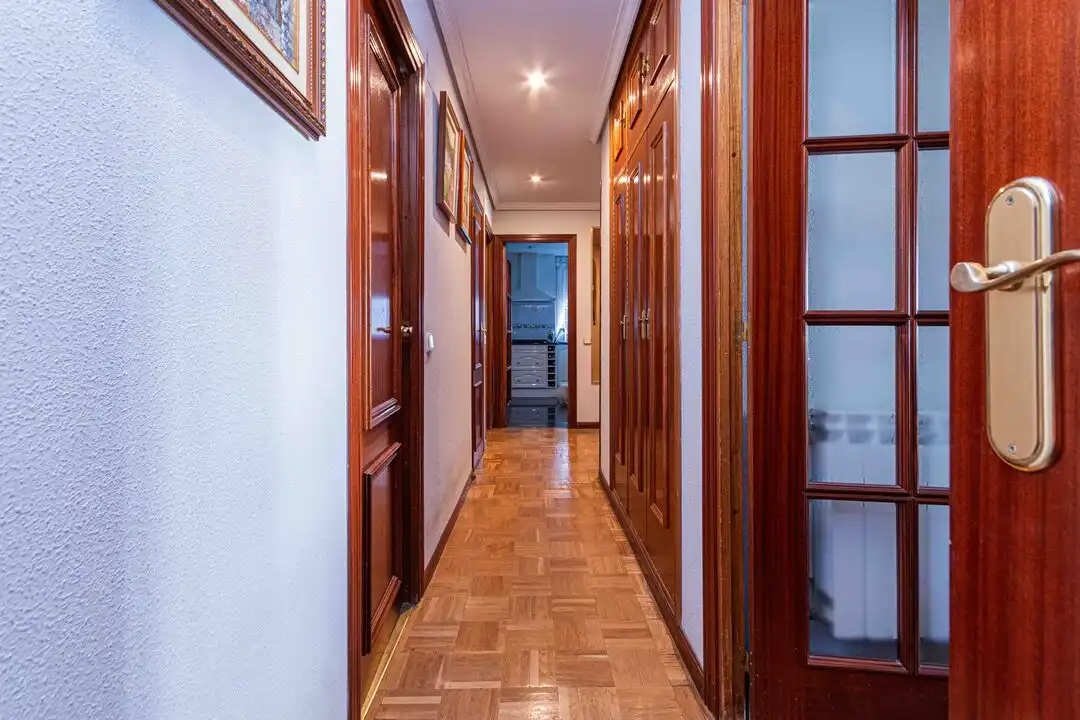 Flat for sale in Madrid  with Air Conditioner, Heating and Storage room