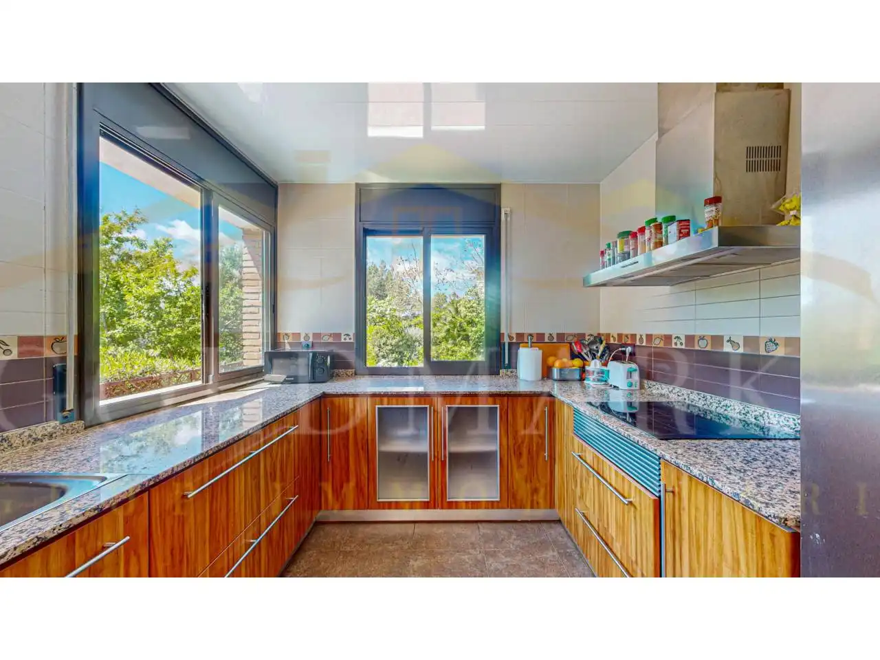 Haus oder Chalet zum Verkauf in Calle Tomàs Guerrero, 26, Corbera de Llobregat