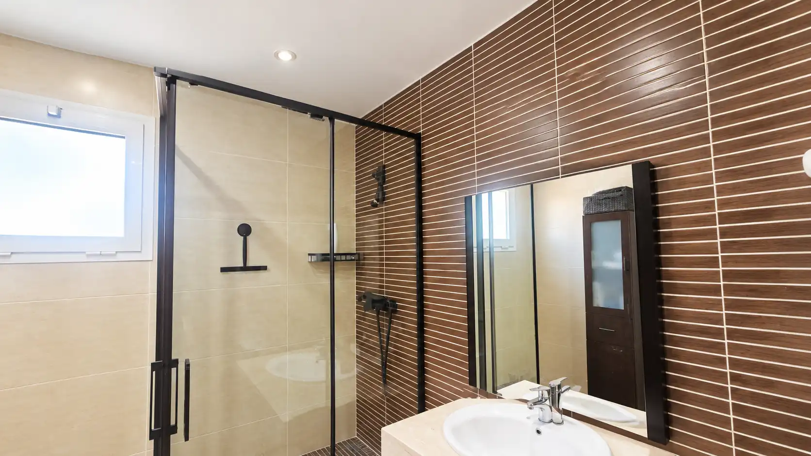 Baño de Piso en venta en Rincón de la Victoria con Jardín privado, Horno y Lavadora