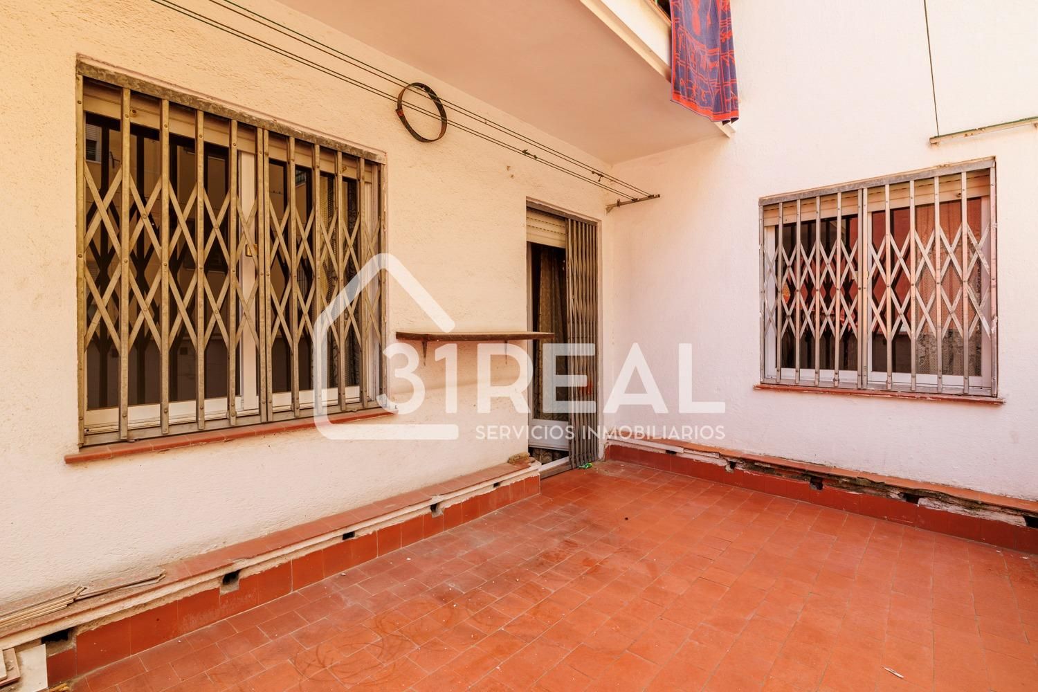 Vista exterior de Pis en venda en  Madrid Capital amb Calefacció, Parquet i Terrassa