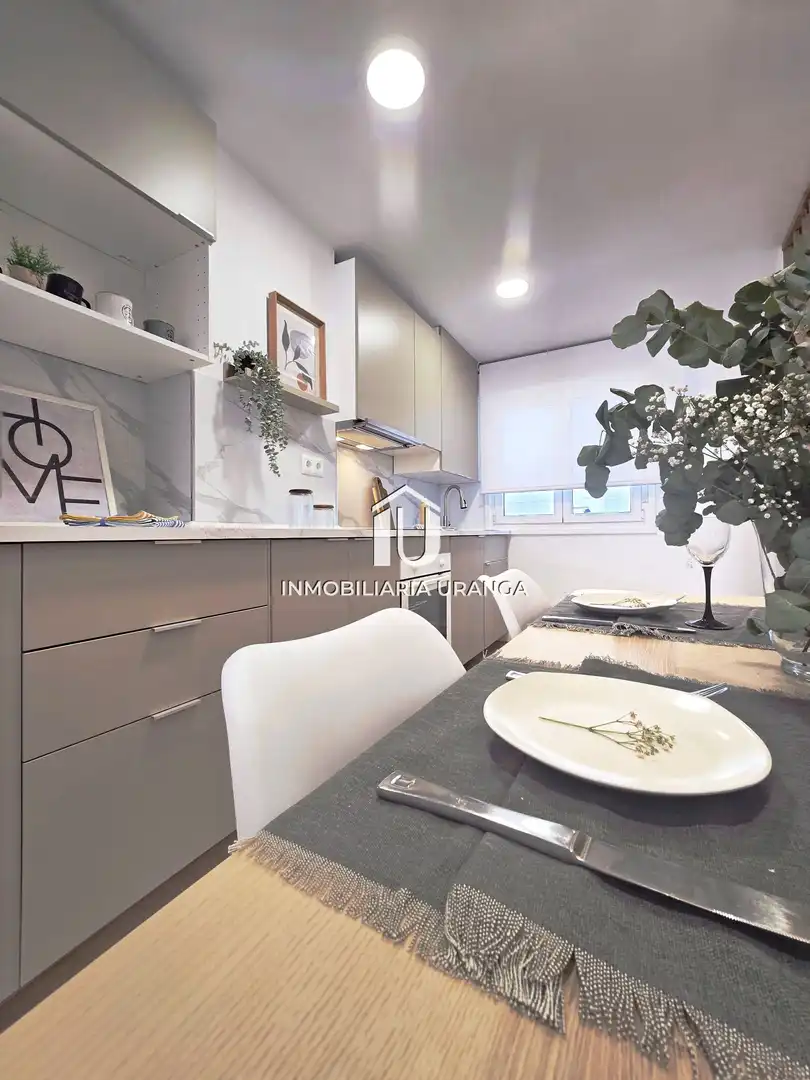 Exterior view of Flat for sale in Laredo
