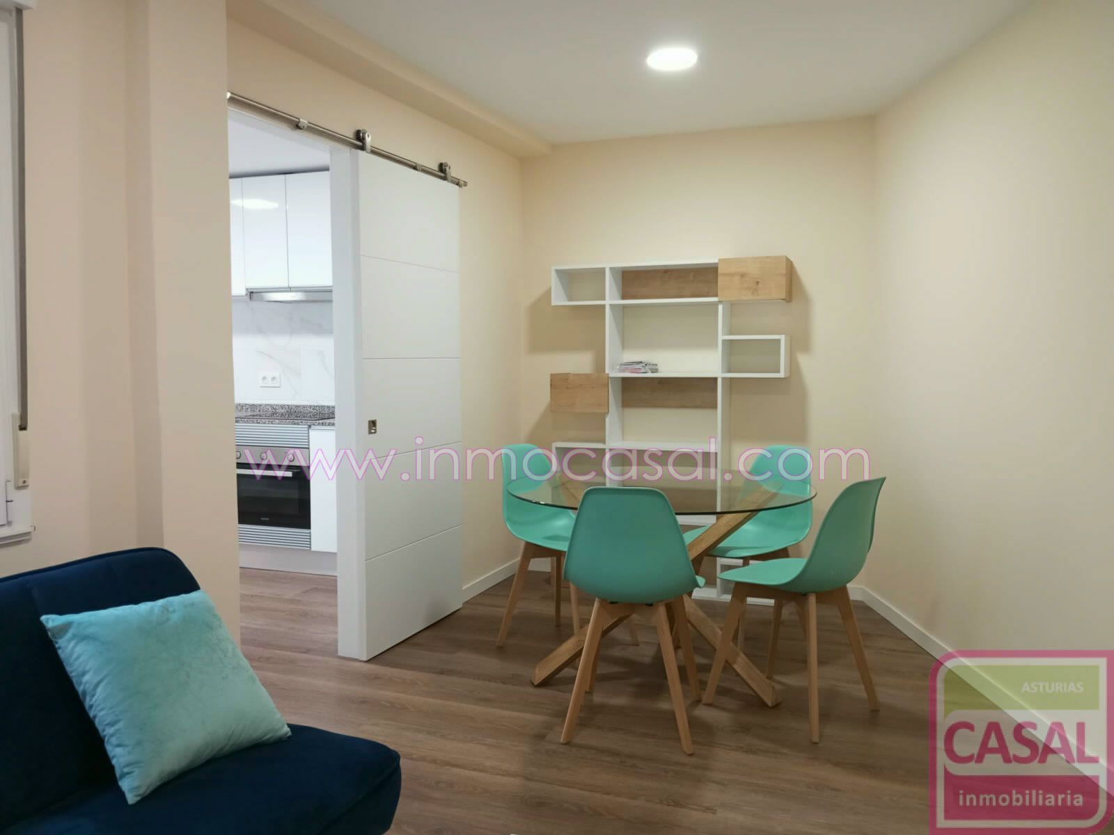 Sala de estar de Piso de alquiler en Llanera con Calefacción y Amueblado