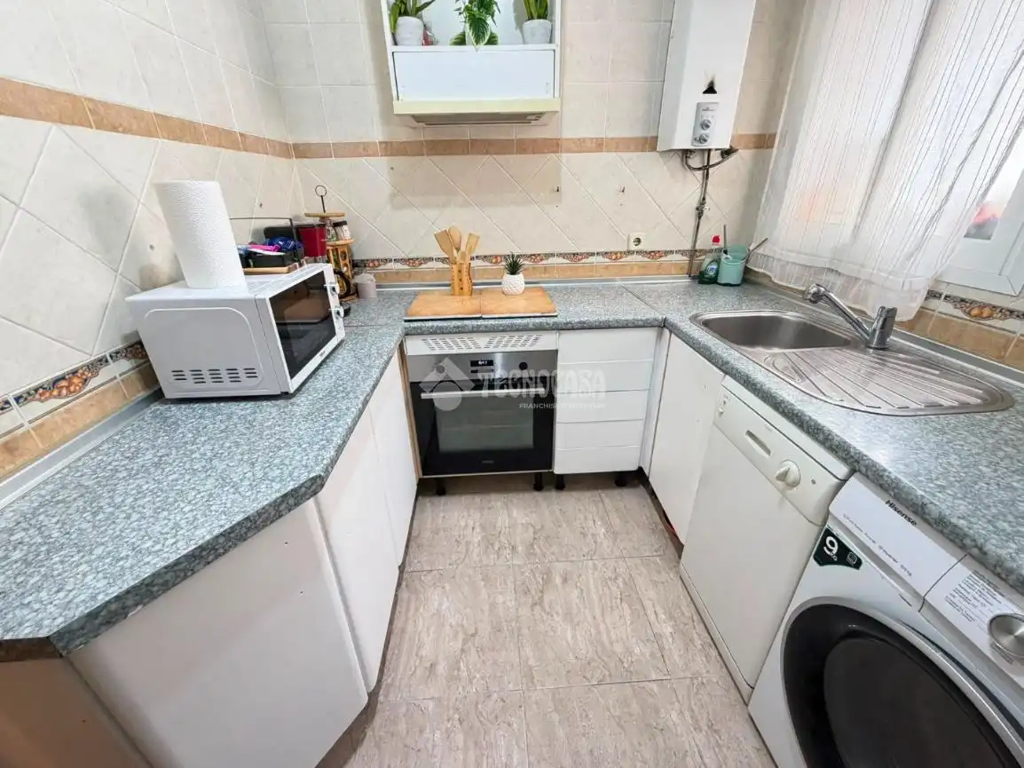 Kitchen of Flat for sale in Talavera de la Reina