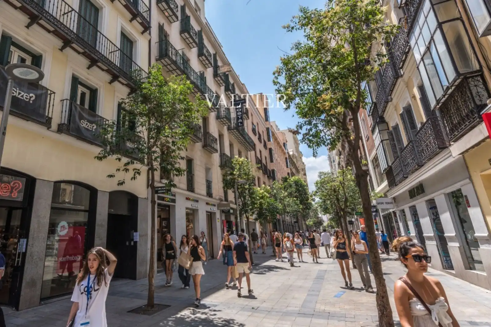 Außenansicht von Wohnung zur Miete in Madrid mit Terrasse und Möbliert