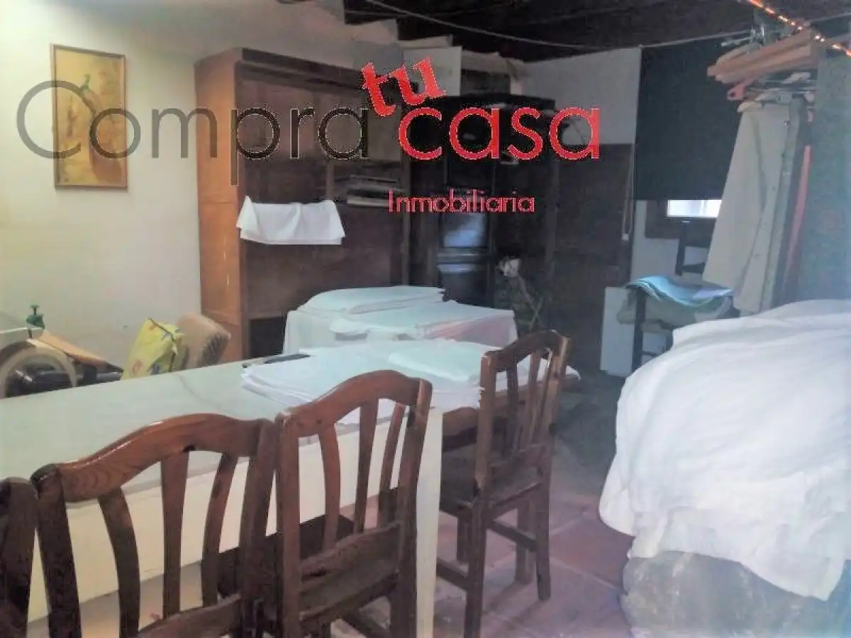 Local comercial en venda a Torrecaballeros, imagen 7