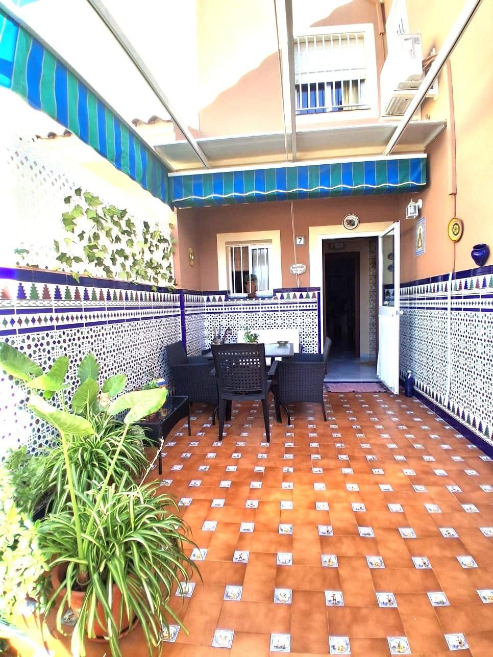 Casa adosada en venda a Centro