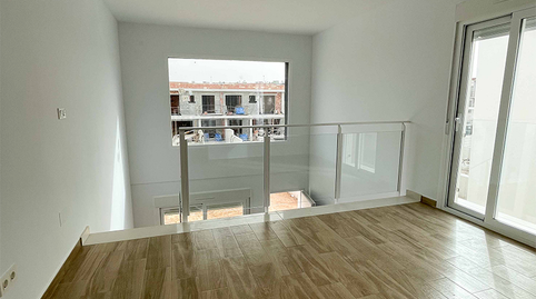 Foto 4 de Casa o xalet en venda a Avenida de Finlandia, Puerto Marino, Alicante